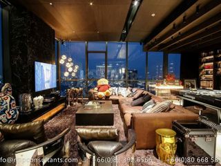 For sale 3 bedrooms condo in Watthana, Bangkok