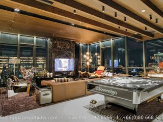 For sale 3 bedrooms condo in Watthana, Bangkok