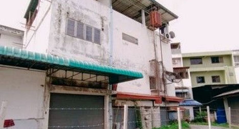 For sale 1 bed retail Space in Nong Muang Khai, Phrae