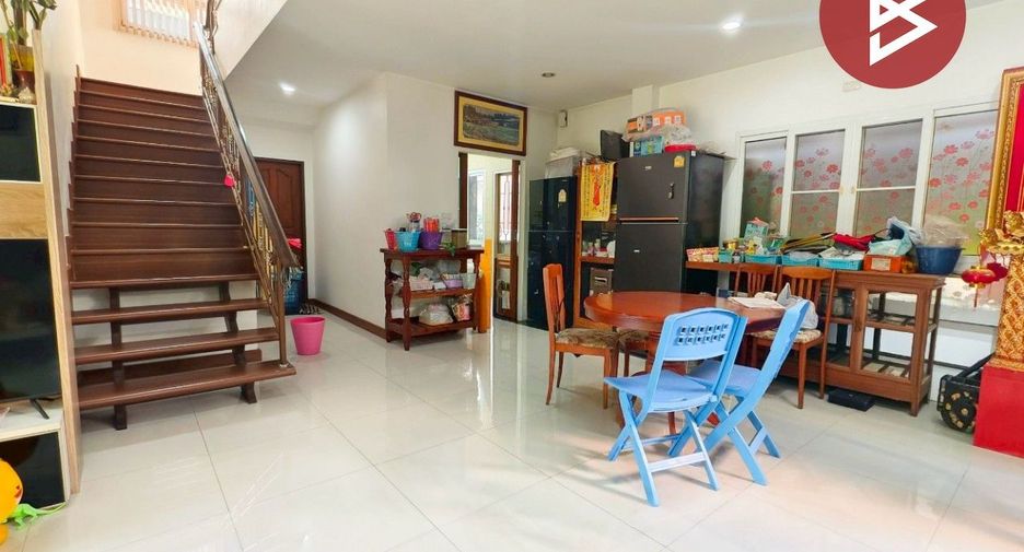 For sale 3 bedrooms house in Mueang Samut Sakhon, Samut Sakhon