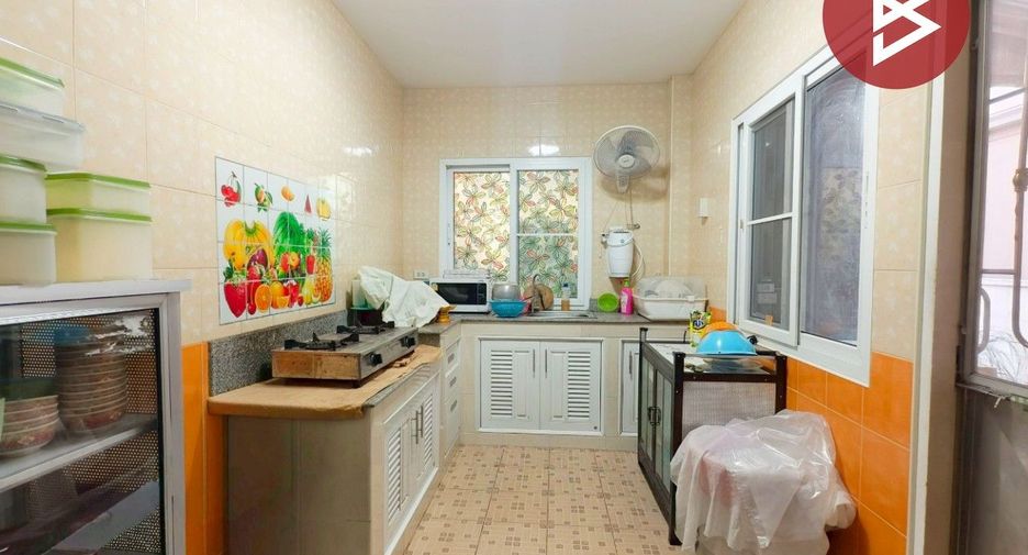 For sale 3 bedrooms house in Mueang Samut Sakhon, Samut Sakhon