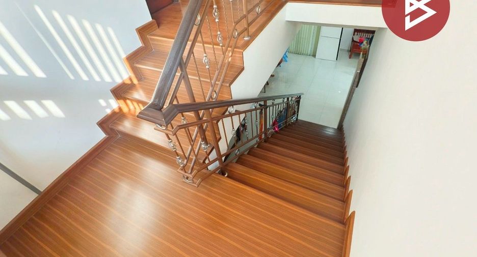 For sale 3 bedrooms house in Mueang Samut Sakhon, Samut Sakhon
