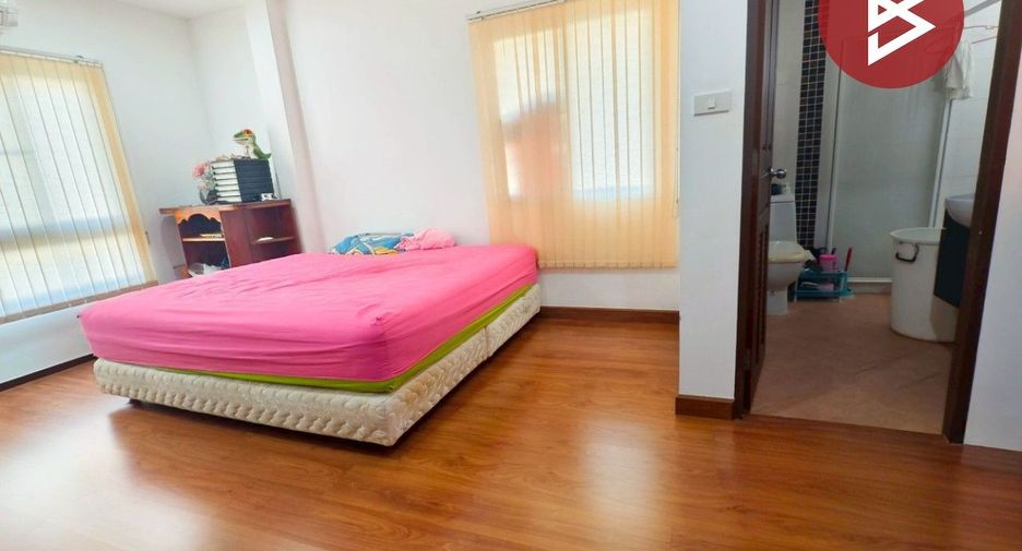 For sale 3 bedrooms house in Mueang Samut Sakhon, Samut Sakhon