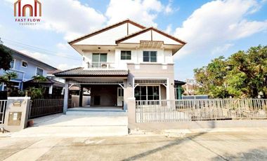Haus zum Kauf mit 3 Zimmer in Lam Luk Ka, Pathum Thani