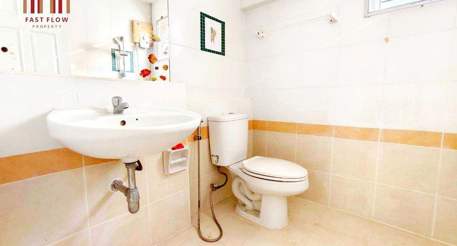 Haus zum Kauf mit 3 Zimmer in Lam Luk Ka, Pathum Thani