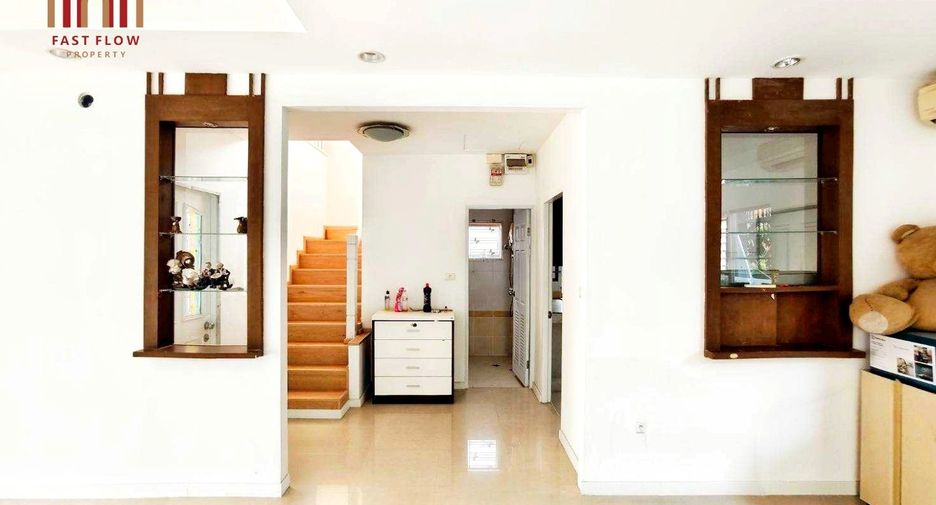 Haus zum Kauf mit 3 Zimmer in Lam Luk Ka, Pathum Thani