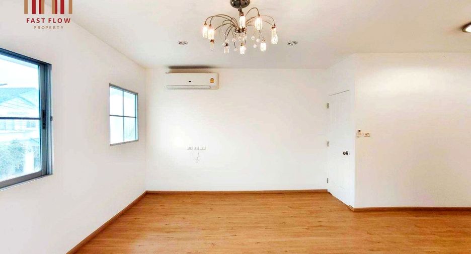 Haus zum Kauf mit 3 Zimmer in Lam Luk Ka, Pathum Thani