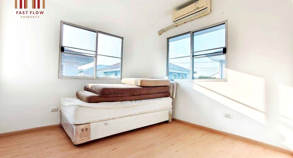 Haus zum Kauf mit 3 Zimmer in Lam Luk Ka, Pathum Thani
