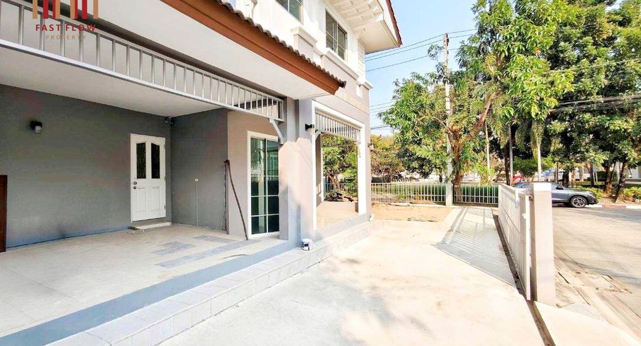 Haus zum Kauf mit 3 Zimmer in Lam Luk Ka, Pathum Thani