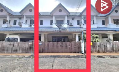 Casa adosada en venta de 3 habitaciones en Mueang Chon Buri, Chonburi