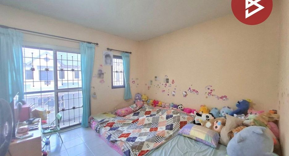 For sale 3 bedrooms townhouse in Mueang Chon Buri, Chonburi