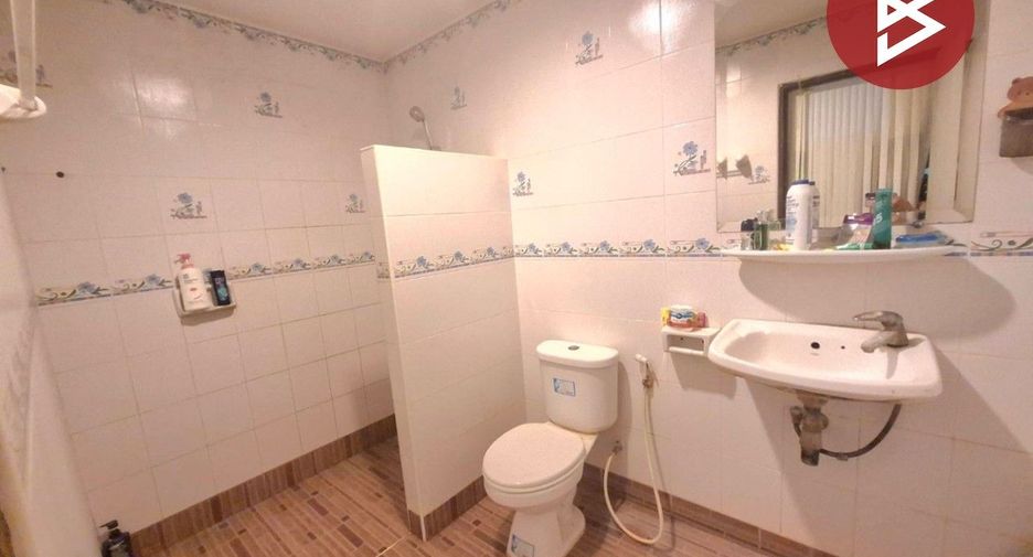 For sale 3 bedrooms townhouse in Mueang Chon Buri, Chonburi