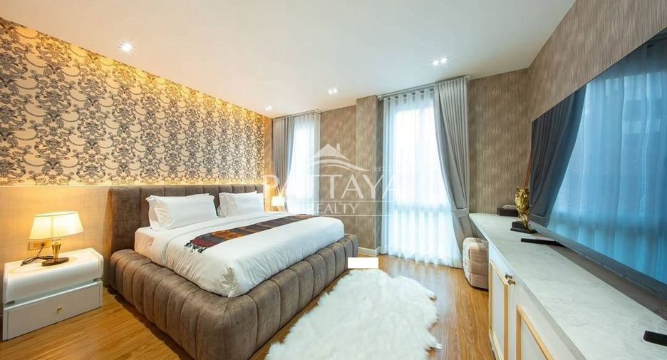 For sale 7 bedrooms villa in Bang Lamung, Chonburi