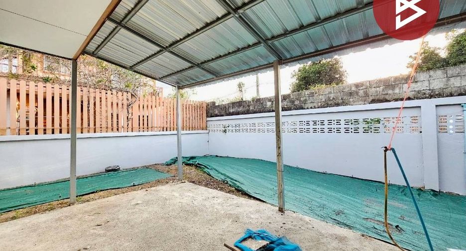 À vendre 2 chambres maison à Si Racha, Chonburi