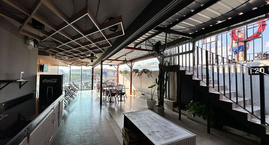 For sale 39 ベッドルーム hotel in Mueang Chiang Mai, Chiang Mai