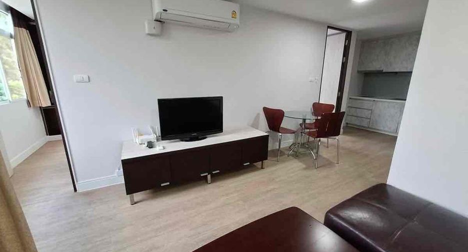 For sale 2 bedrooms condo in Wang Thonglang, Bangkok