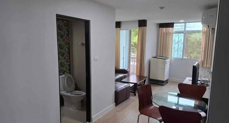 For sale 2 bedrooms condo in Wang Thonglang, Bangkok