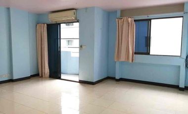 For sale 1 bed condo in Lat Phrao, Bangkok