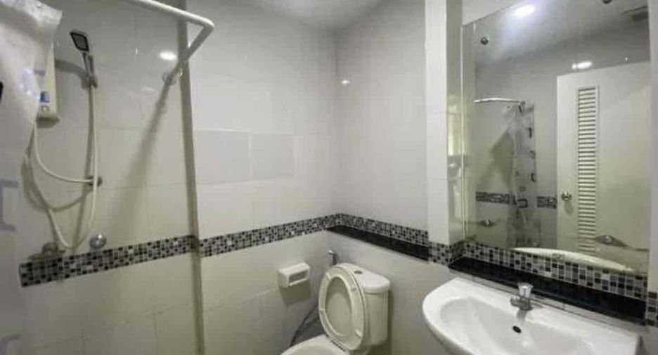 For sale 1 bed condo in Mueang Samut Prakan, Samut Prakan