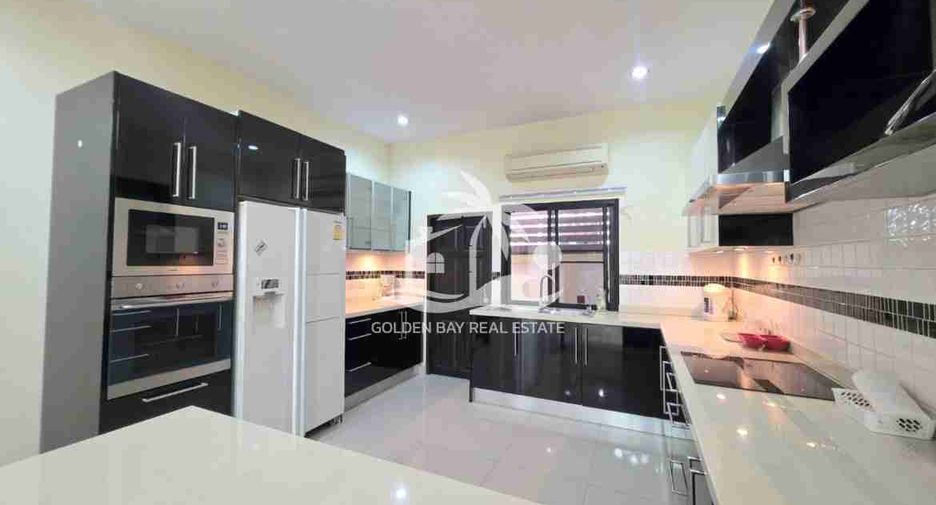 For rent 3 bedrooms house in Bang Lamung, Chonburi