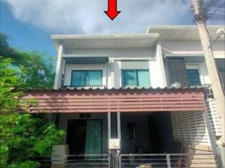 À vendre 1 chambre maison de ville à Thanyaburi, Pathum Thani