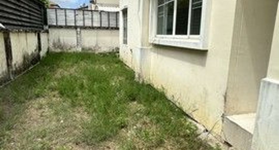 À vendre 1 chambre maison à Bang Phli, Samut Prakan