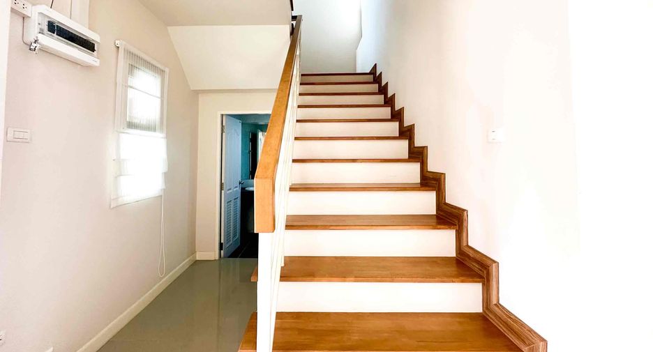 For sale 3 bedrooms house in Sattahip, Pattaya