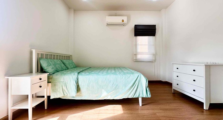 For sale 3 bedrooms house in Sattahip, Pattaya