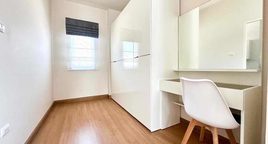For sale 3 bedrooms house in Sattahip, Pattaya