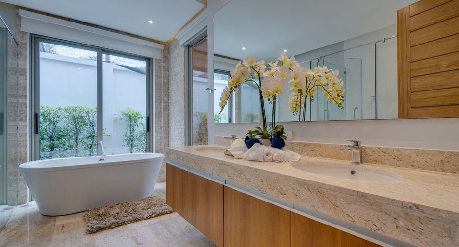 For sale 4 ベッドルーム villa in Thalang, Phuket