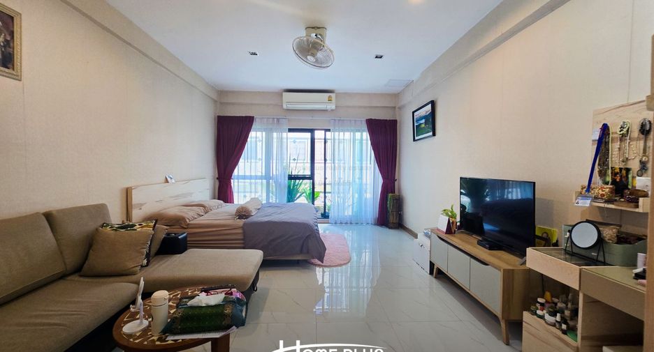 Casa adosada en venta de 2 habitaciones en Bang Rak, Bangkok