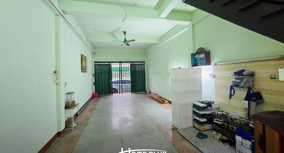Casa adosada en venta de 2 habitaciones en Bang Rak, Bangkok