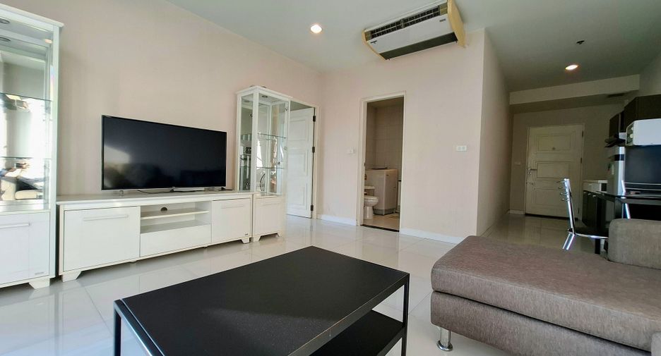 For rent 1 bed condo in Phaya Thai, Bangkok
