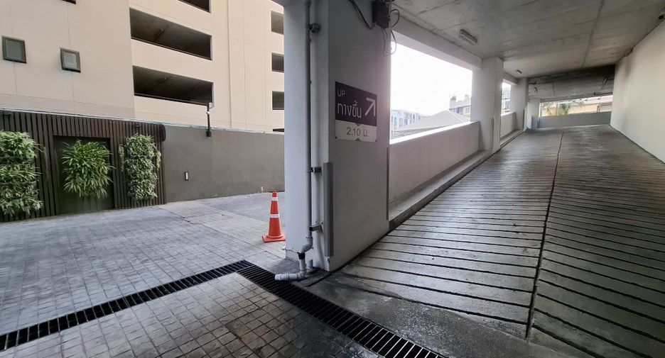 For rent 1 bed condo in Phaya Thai, Bangkok