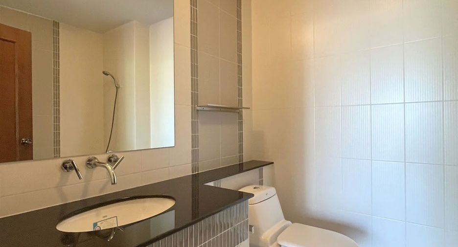 For sale 3 bedrooms condo in Mueang Chiang Mai, Chiang Mai