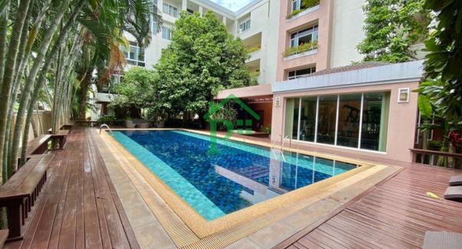For sale 3 bedrooms condo in Mueang Chiang Mai, Chiang Mai