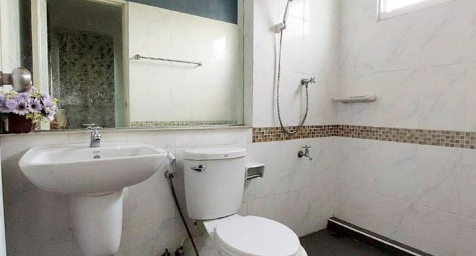 Продажа 2 спальни таунхаус в Mueang Nakhon Si Thammarat, Nakhon Si Thammarat
