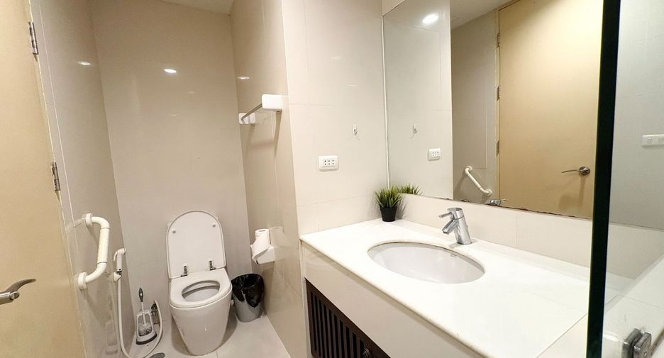 Condo en venta de 2 habitaciones en Huai Khwang, Bangkok