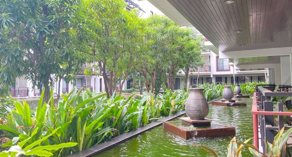 Condo en venta de 2 habitaciones en Huai Khwang, Bangkok