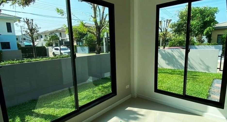 For sale 4 bedrooms house in Bang Kruai, Nonthaburi