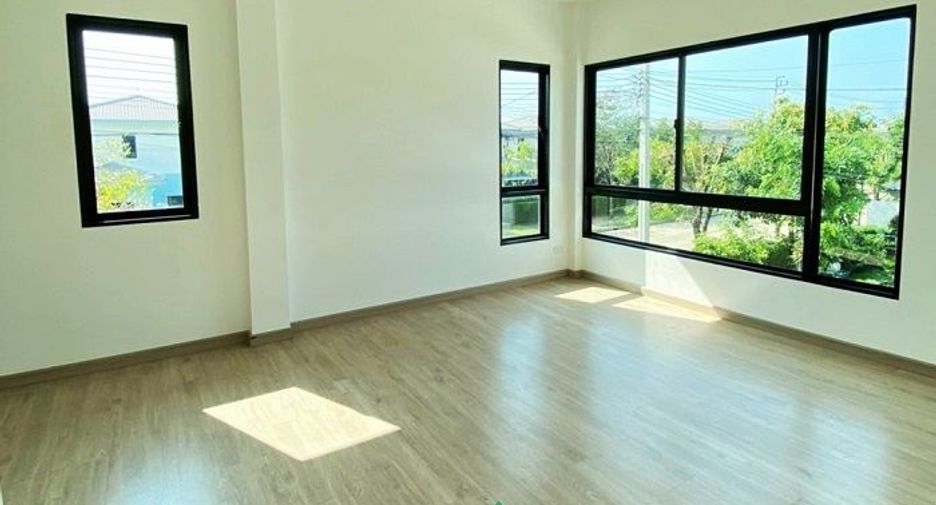 For sale 4 bedrooms house in Bang Kruai, Nonthaburi