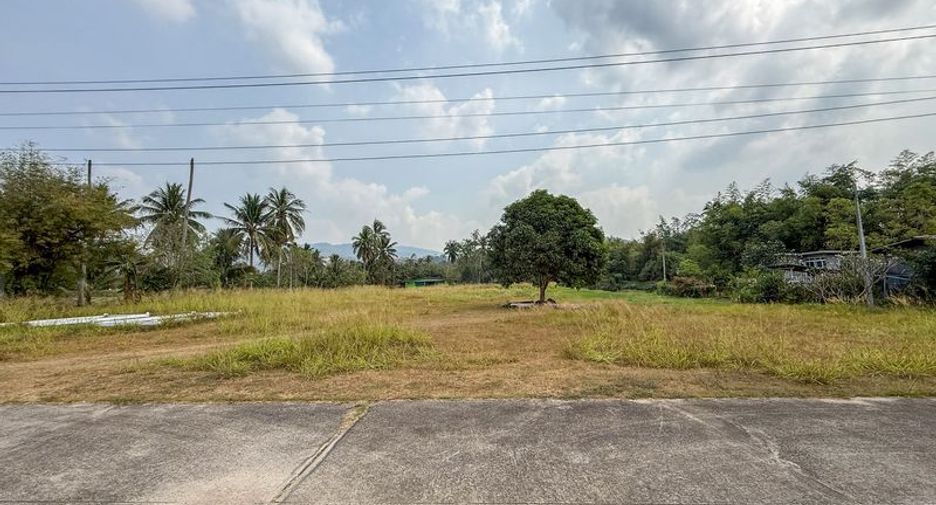 À vendre terrain à Si Racha, Chonburi
