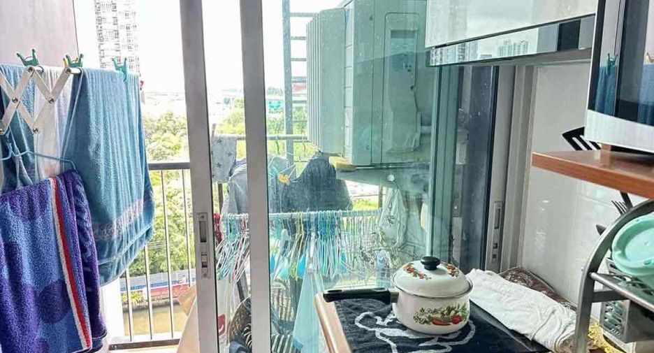 For sale 1 bed condo in Phasi Charoen, Bangkok