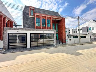 Haus zur Miete mit 5 Zimmer in San Sai, Chiang Mai