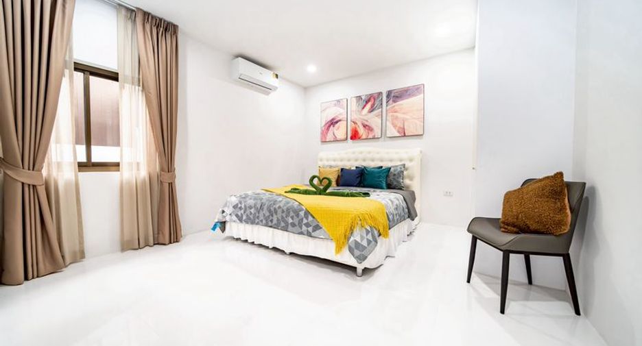 For sale 6 bedrooms villa in Bang Lamung, Chonburi