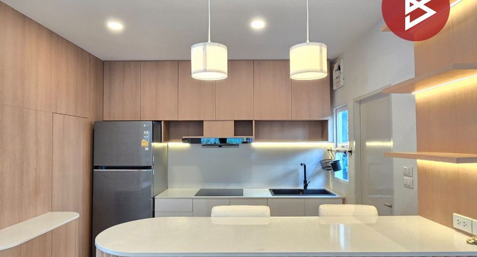 For sale 3 bedrooms house in Bang Phli, Samut Prakan