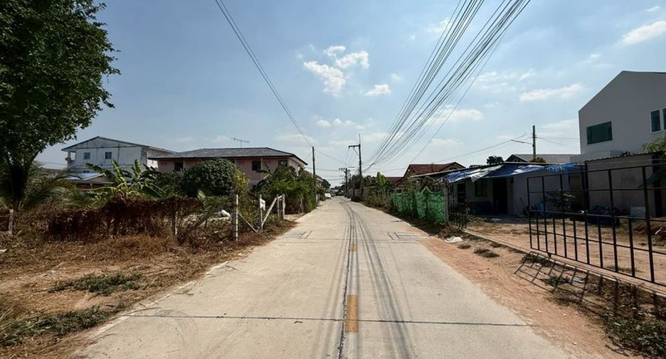 出售 土地 在 Si Racha, Chon Buri
