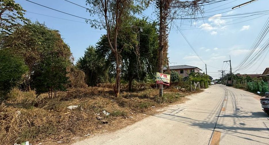 出售 土地 在 Si Racha, Chon Buri