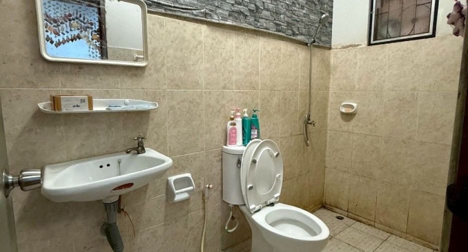 Reihenhaus zum Kauf mit 3 Zimmer in Mueang Chon Buri, Chonburi