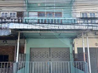 Casa adosada en venta de 3 habitaciones en Mueang Rayong, Rayong
